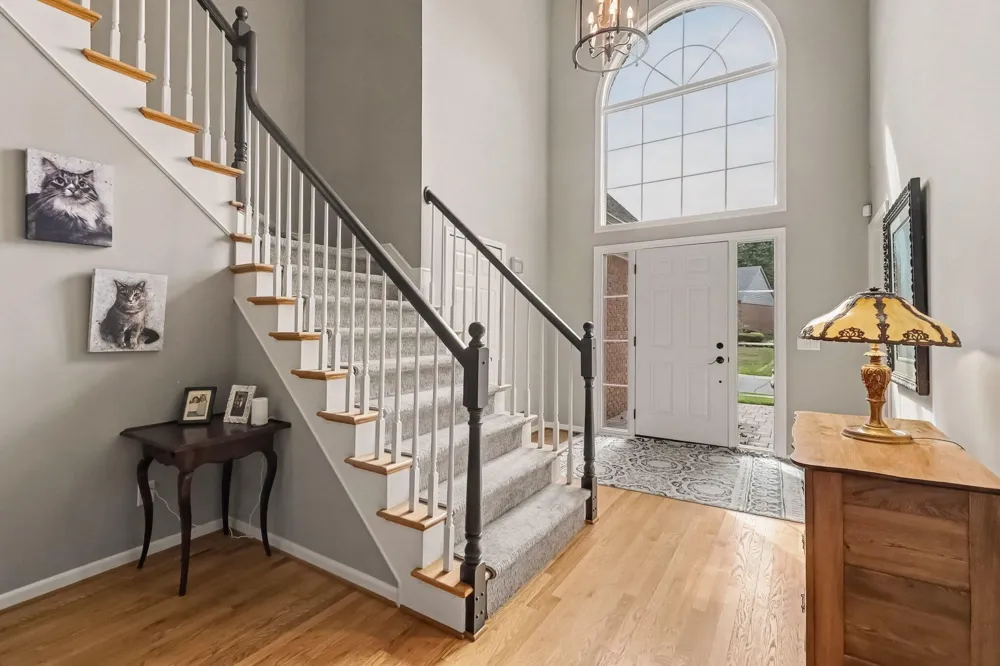 3739 Warwick Drive Rochester Hills, MI 48309