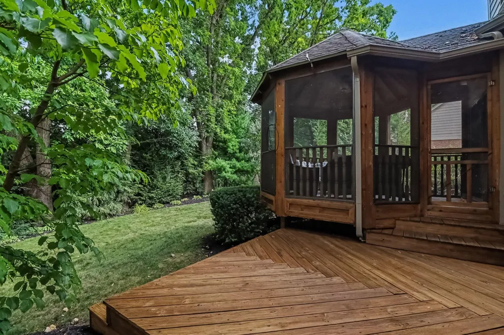 3739 Warwick Drive Rochester Hills, MI 48309