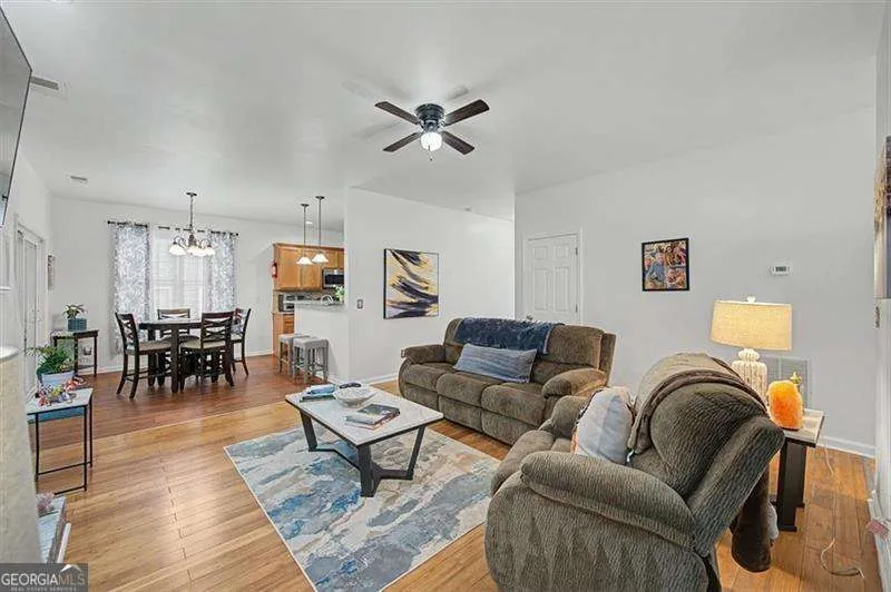 4363 Walforde BLVD Acworth, GA 30101