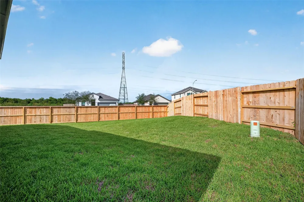 5105 Redbud Valley Dr Pearland, TX 77584