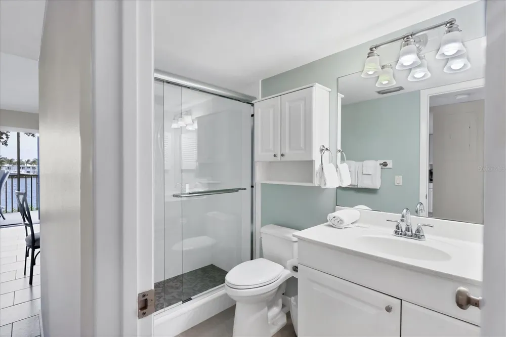 1900 COVE II PLACE #127 Sarasota, FL 34242