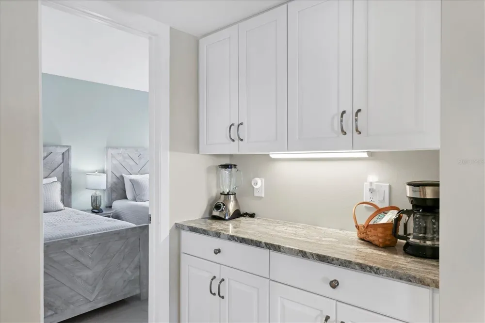 1900 COVE II PLACE #127 Sarasota, FL 34242