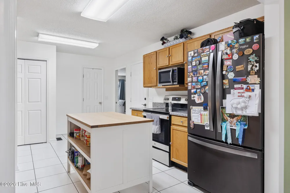 515 Holly Grove School Road West End, NC 27376