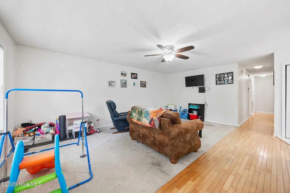515 Holly Grove School Road West End, NC 27376