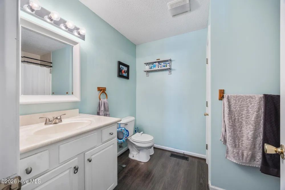 515 Holly Grove School Road West End, NC 27376
