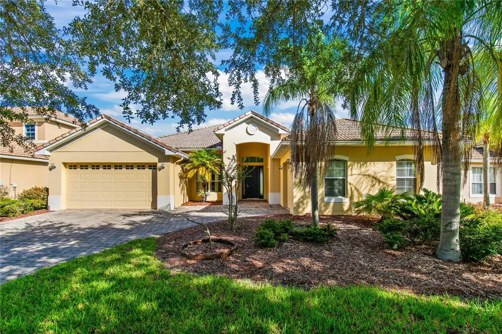 2671 BOAT COVE CIRCLE Kissimmee, FL 34746