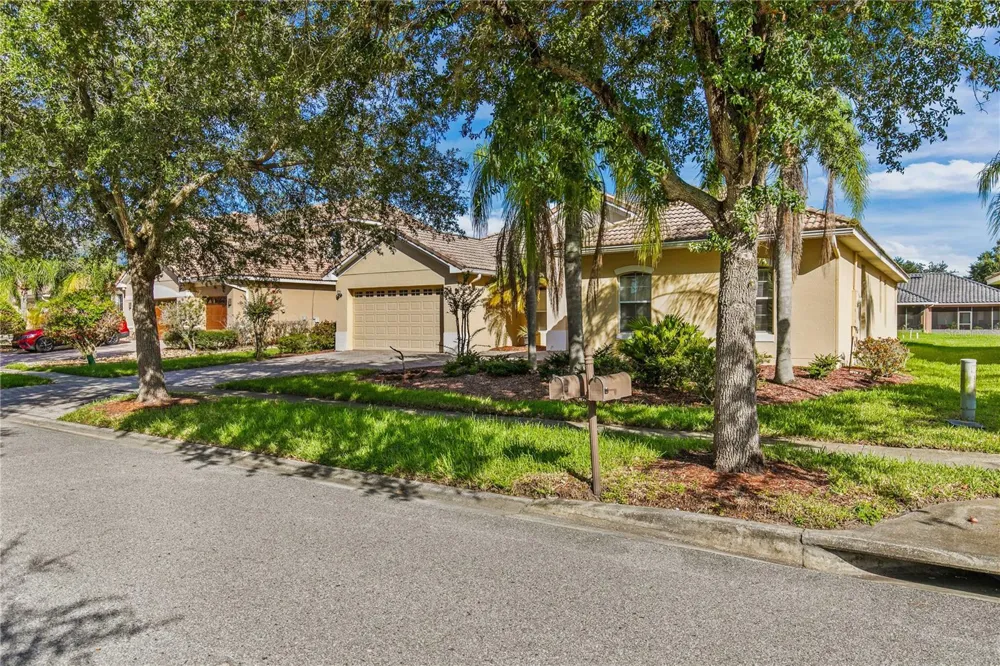 2671 BOAT COVE CIRCLE Kissimmee, FL 34746
