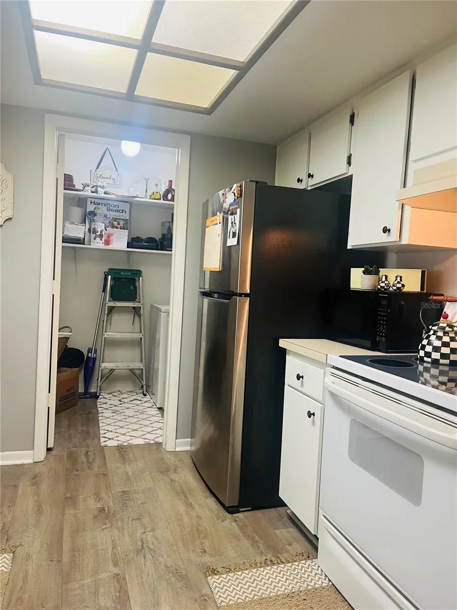 2583 COUNTRYSIDE BOULEVARD #3201 Clearwater, FL 33761