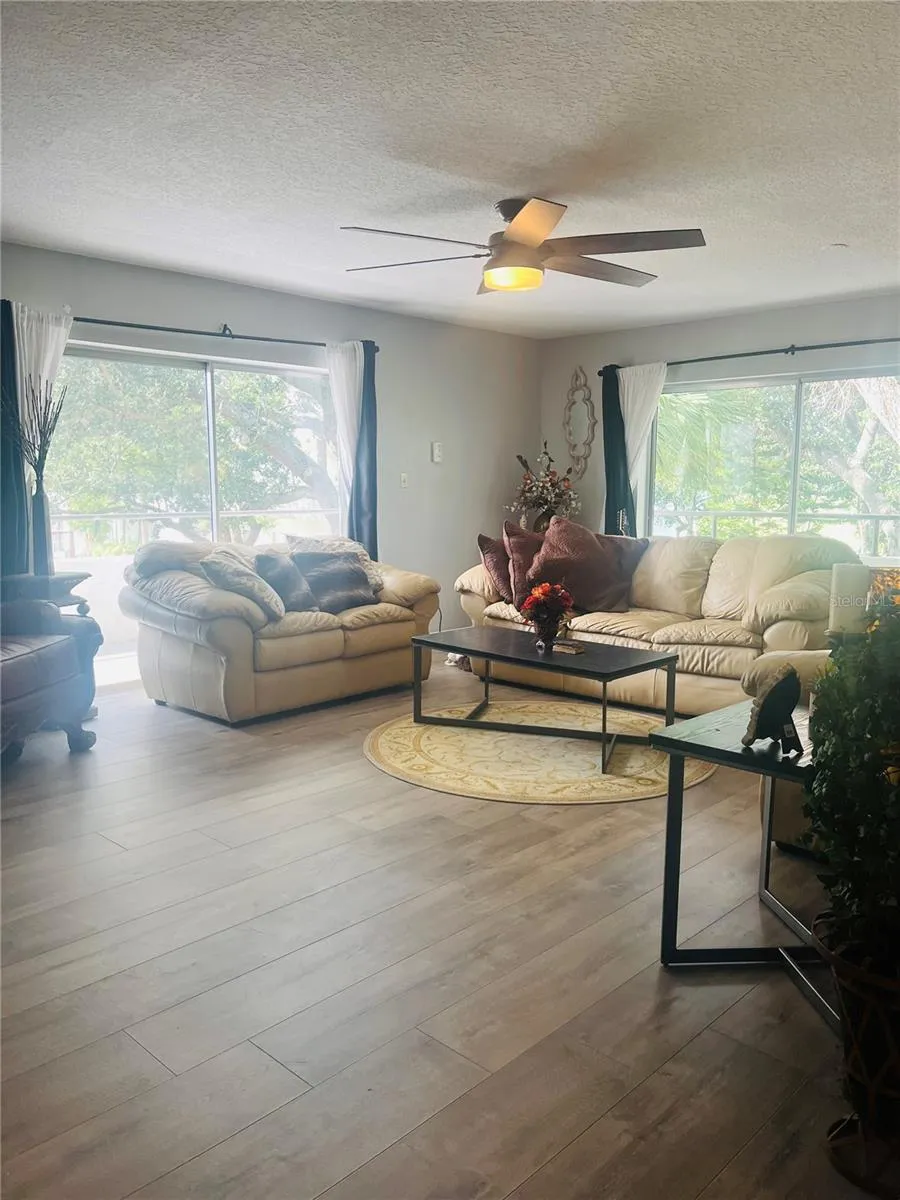 2583 COUNTRYSIDE BOULEVARD #3201 Clearwater, FL 33761