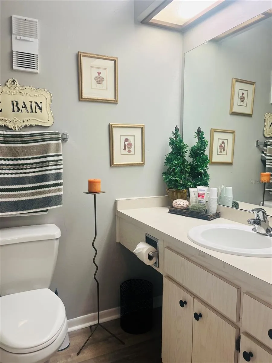 2583 COUNTRYSIDE BOULEVARD #3201 Clearwater, FL 33761