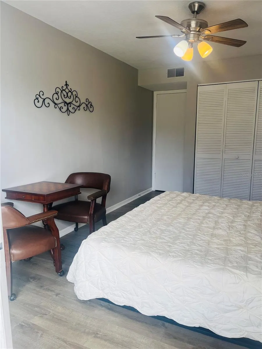 2583 COUNTRYSIDE BOULEVARD #3201 Clearwater, FL 33761