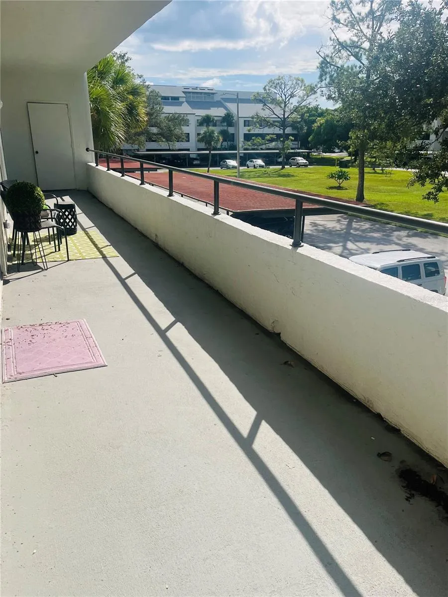 2583 COUNTRYSIDE BOULEVARD #3201 Clearwater, FL 33761