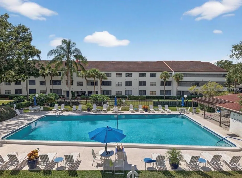 2583 COUNTRYSIDE BOULEVARD #3201 Clearwater, FL 33761