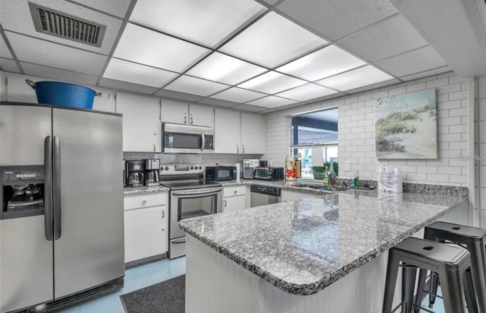 2583 COUNTRYSIDE BOULEVARD #3201 Clearwater, FL 33761