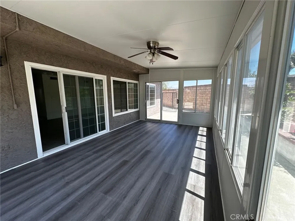 15156 Mcintyre Street Sylmar, CA 91342