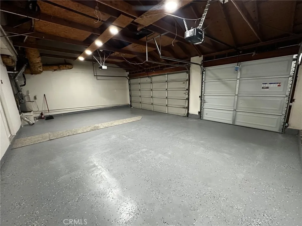 15156 Mcintyre Street Sylmar, CA 91342