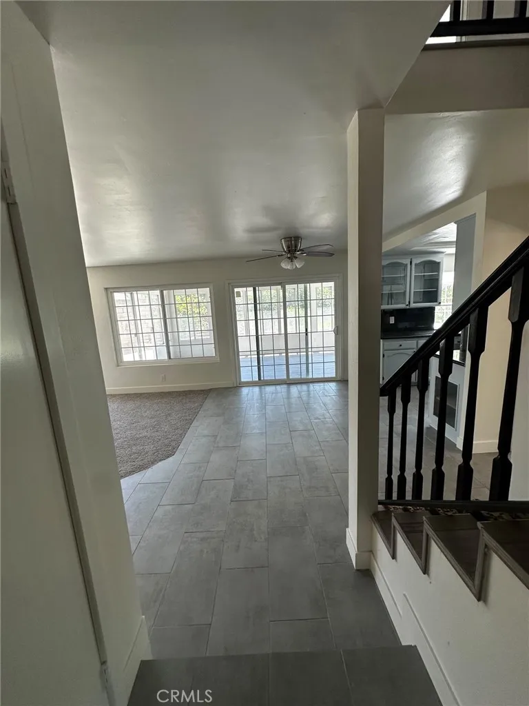 15156 Mcintyre Street Sylmar, CA 91342