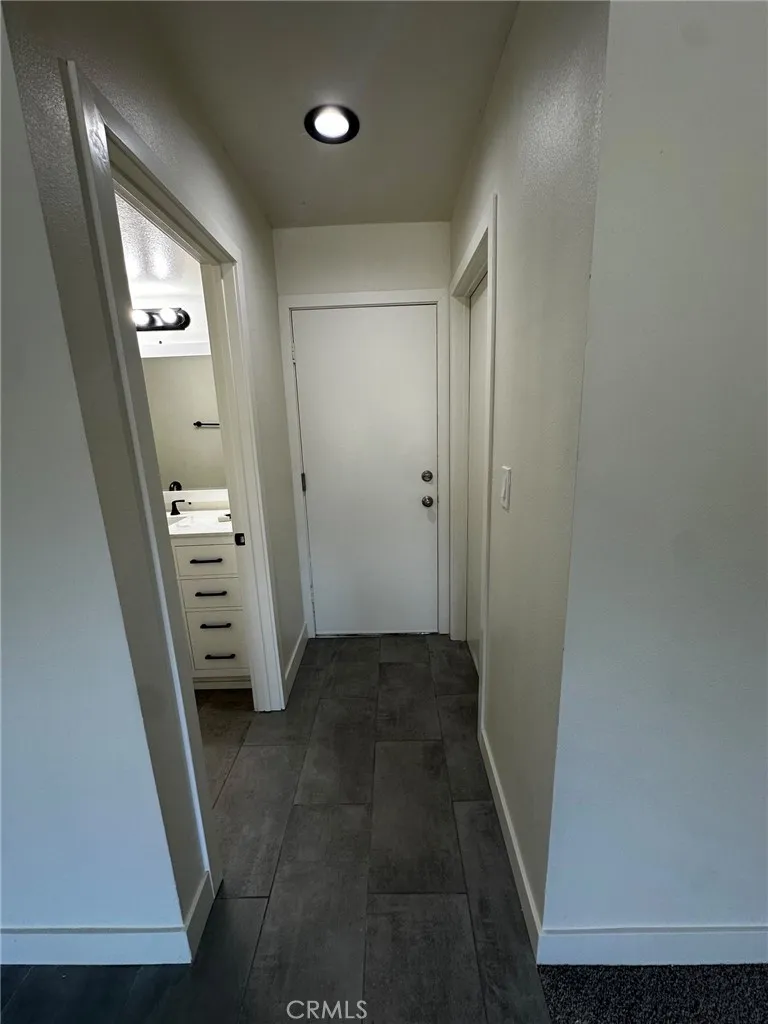15156 Mcintyre Street Sylmar, CA 91342