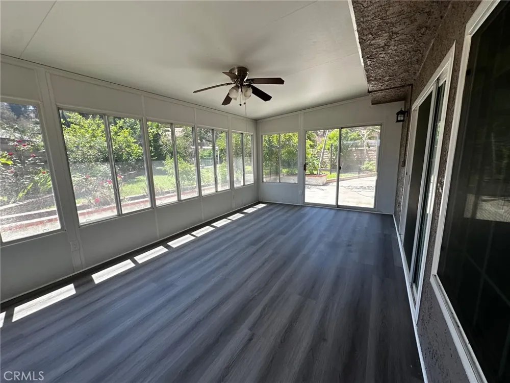 15156 Mcintyre Street Sylmar, CA 91342