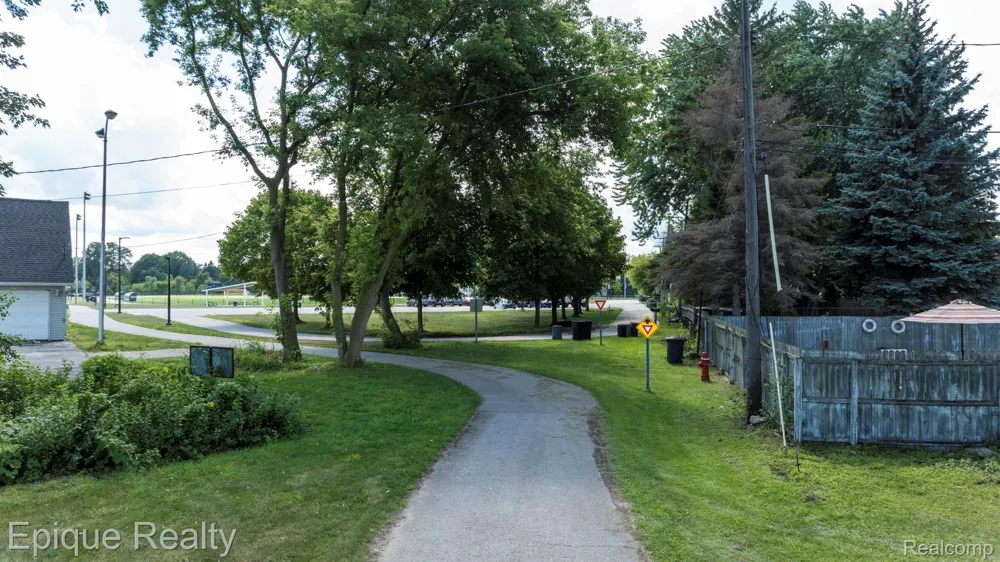 403 Gratiot Boulevard Marysville City, MI 48040