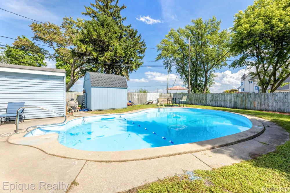 403 Gratiot Boulevard Marysville City, MI 48040