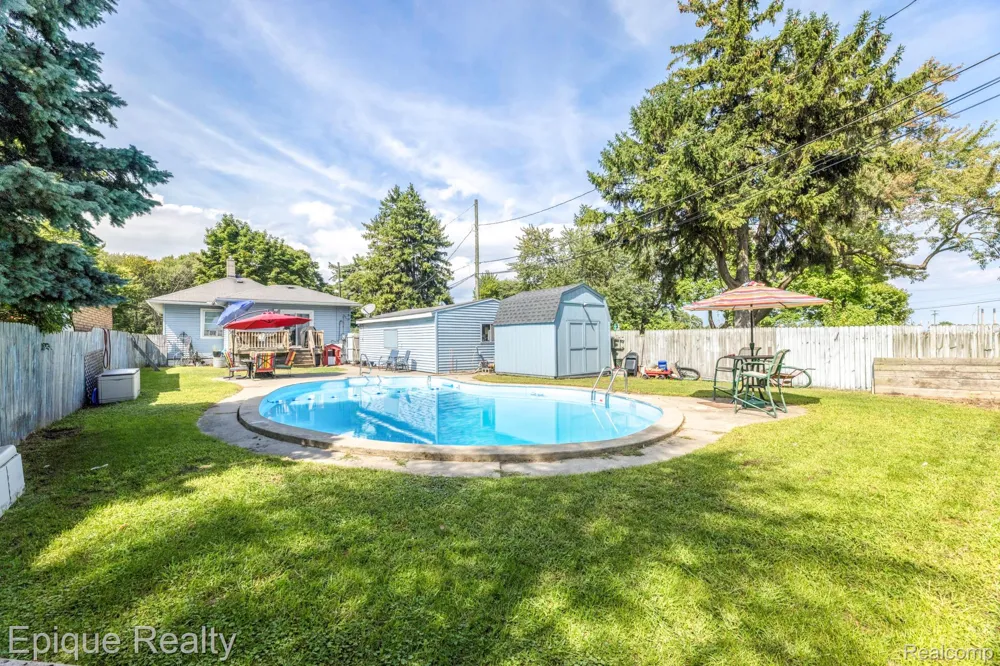 403 Gratiot Boulevard Marysville City, MI 48040