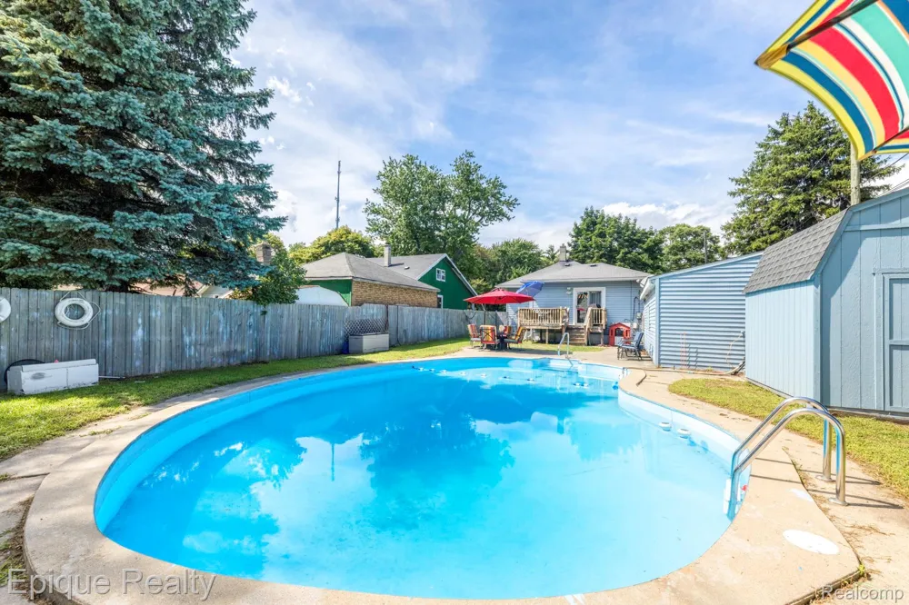 403 Gratiot Boulevard Marysville City, MI 48040