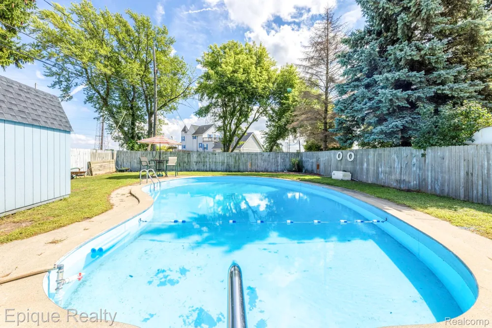 403 Gratiot Boulevard Marysville City, MI 48040