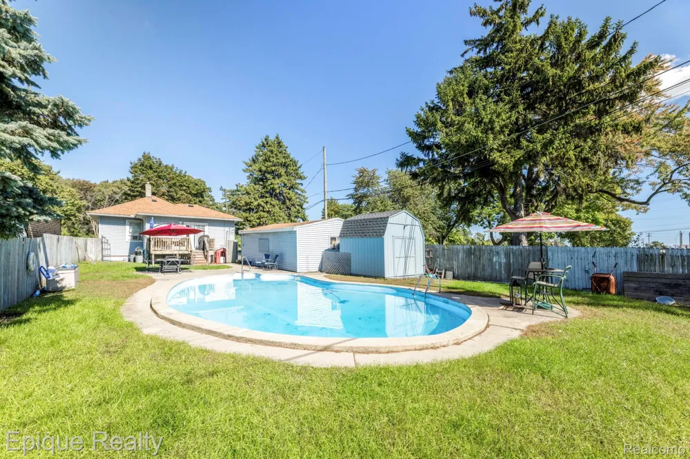 403 Gratiot Boulevard Marysville City, MI 48040
