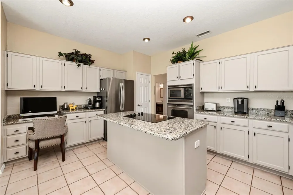 1791 LISA LANE Kissimmee, FL 34744