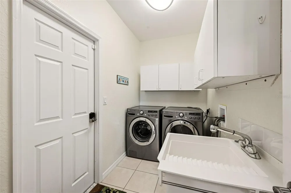 1791 LISA LANE Kissimmee, FL 34744