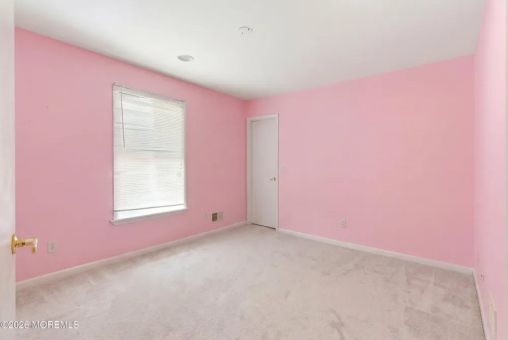 1548 Longboat Avenue Beachwood, NJ 08722
