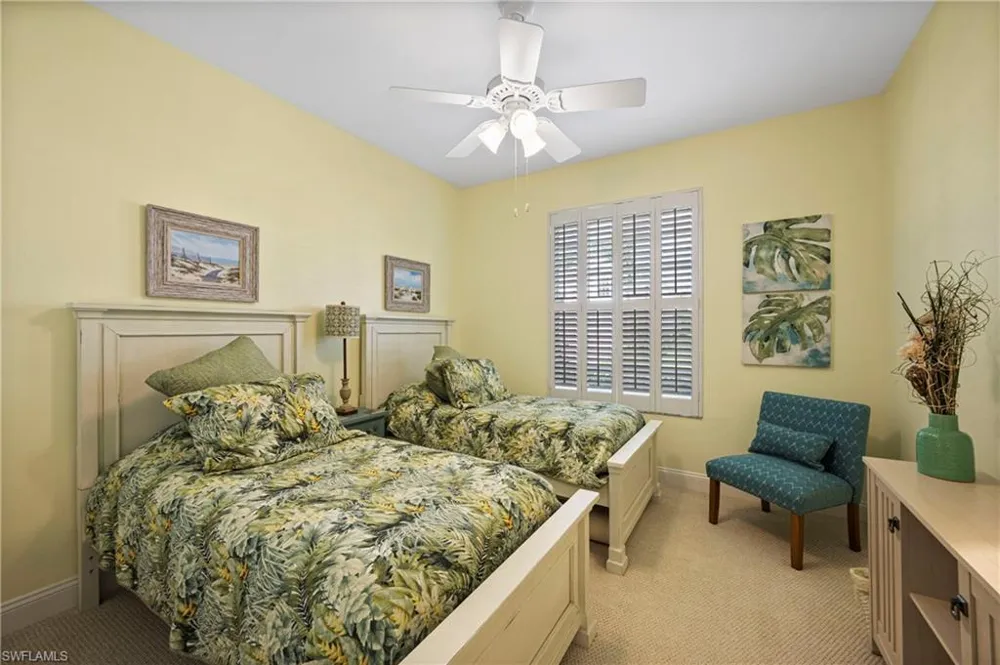 1742 Marsh RUN Naples, FL 34109
