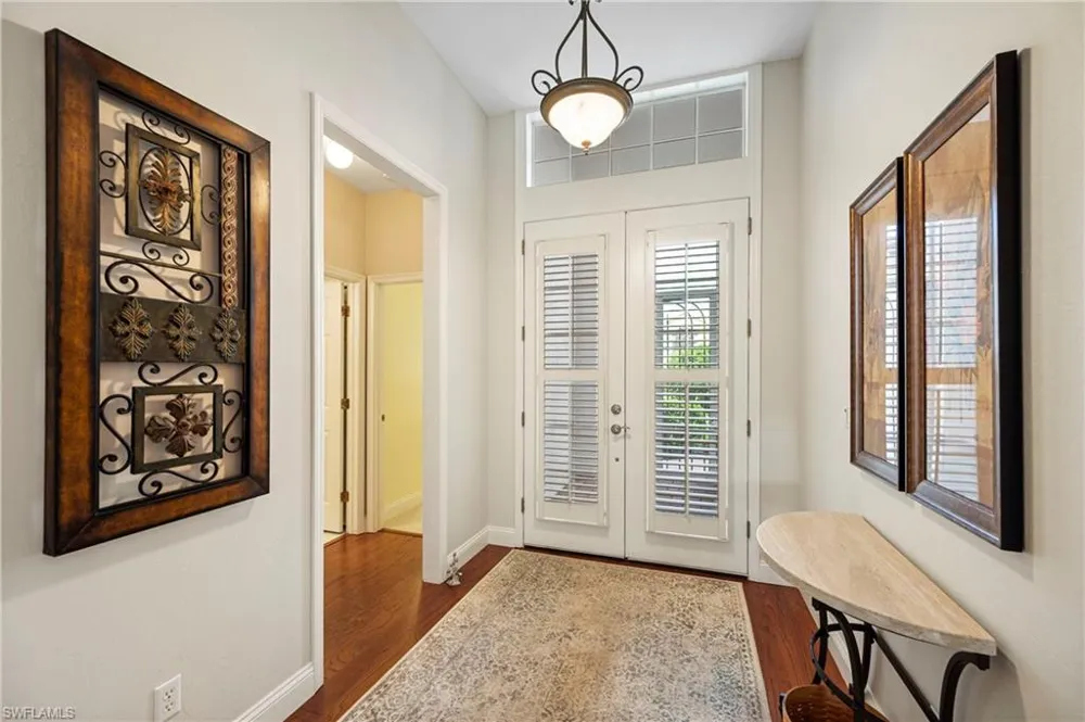 1742 Marsh RUN Naples, FL 34109