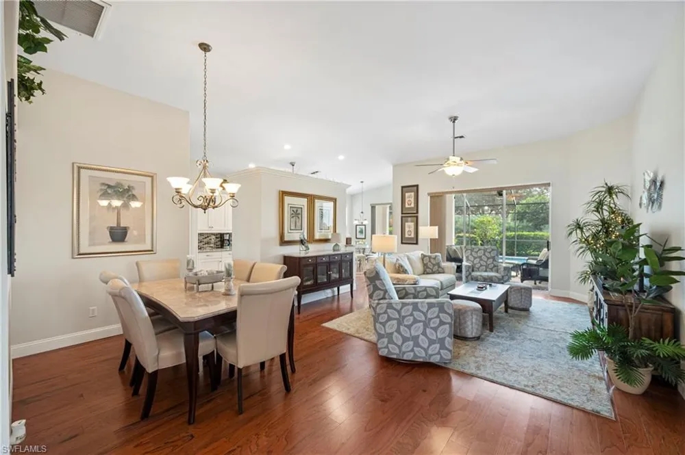 1742 Marsh RUN Naples, FL 34109