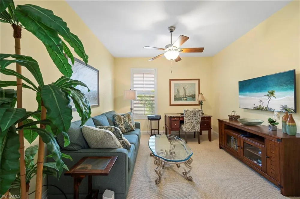 1742 Marsh RUN Naples, FL 34109