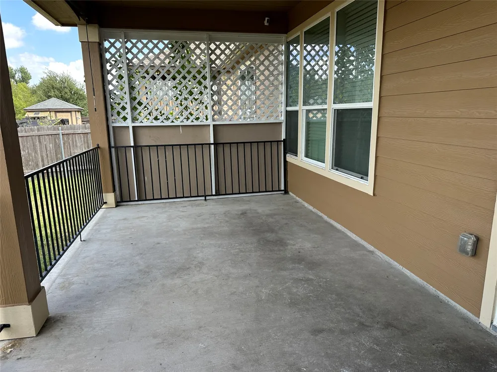 13904 Lyndon B Johnson Street Manor, TX 78653