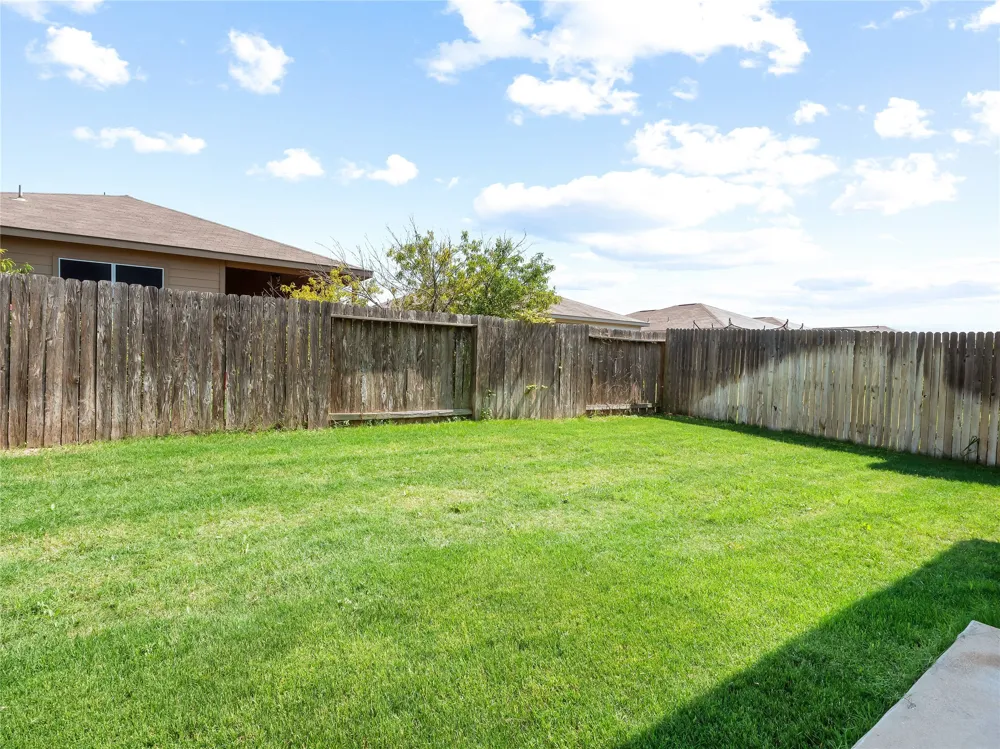 109 Comet Drive Jarrell, TX 76537