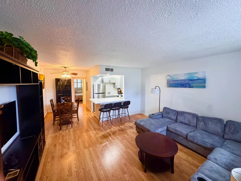 2565 S Ocean 2060 Boulevard #2060 Palm Beach, FL 33480