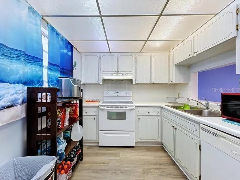 10351 REGAL DRIVE #5 Largo, FL 33774