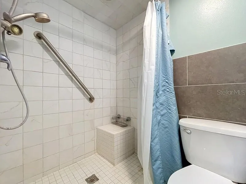 10351 REGAL DRIVE #5 Largo, FL 33774