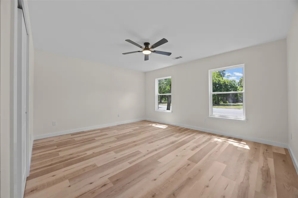 705 Campbell Street Lockhart, TX 78644