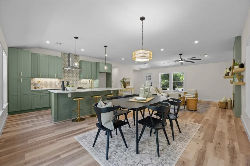 705 Campbell Street Lockhart, TX 78644