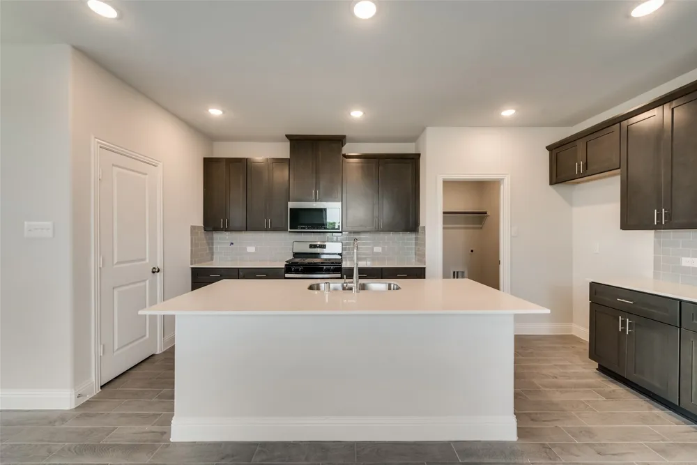 1601 Cloud Cover View Weston, TX 75009
