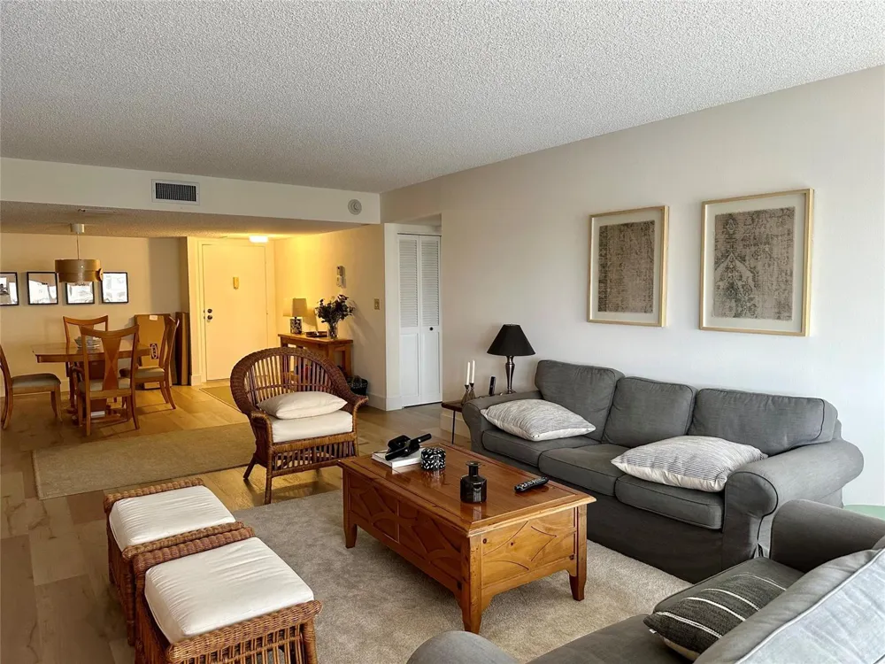 5100 OCEAN BOULEVARD #608 Lauderdale By The Sea, FL 33308