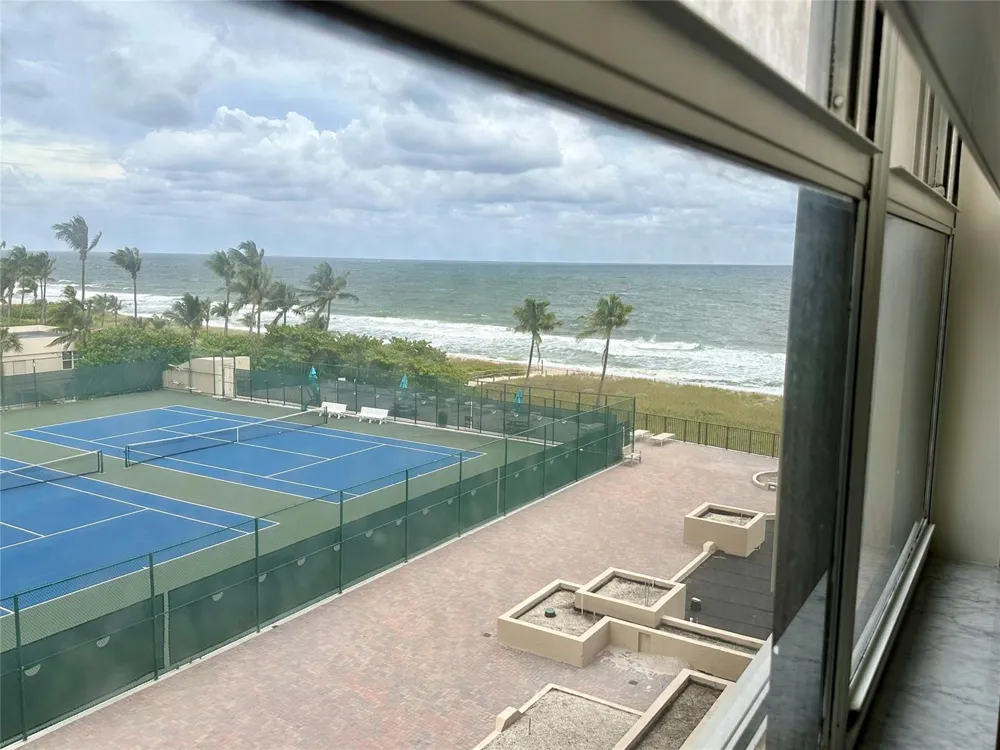 5100 OCEAN BOULEVARD #608 Lauderdale By The Sea, FL 33308
