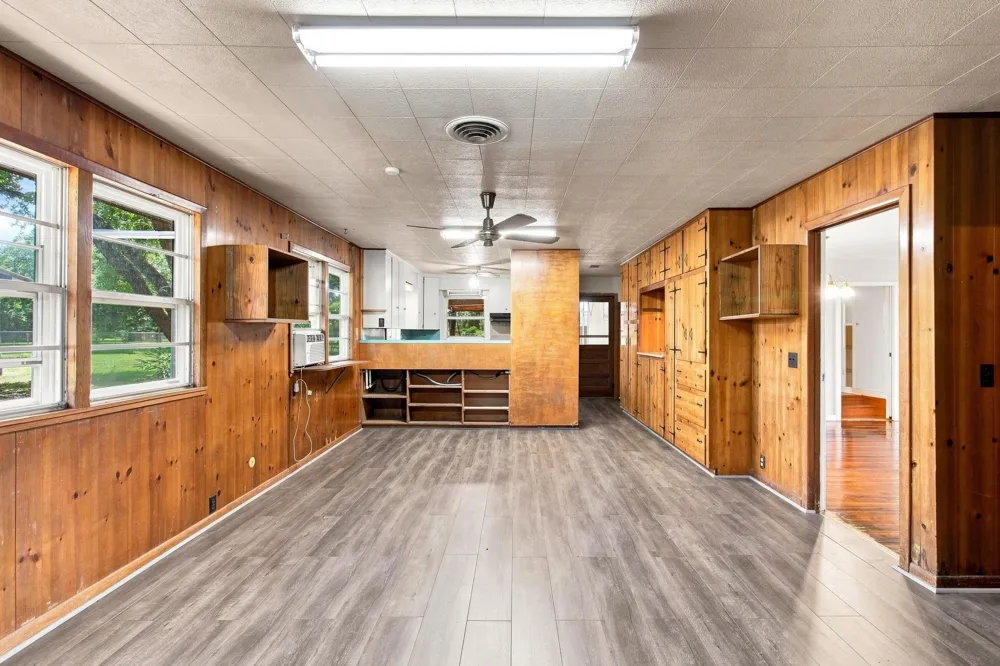 817 Masonic Oak Drive Brazoria, TX 77422