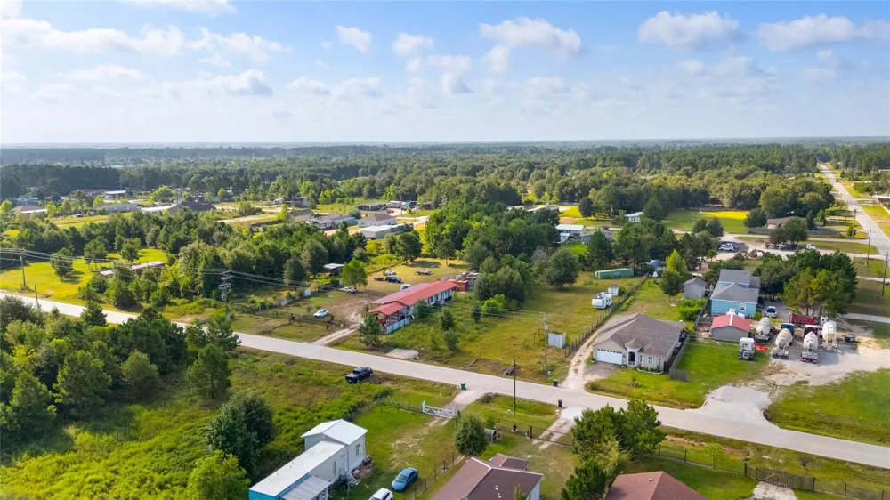 1200 County Road 5017 Cleveland, TX 77327