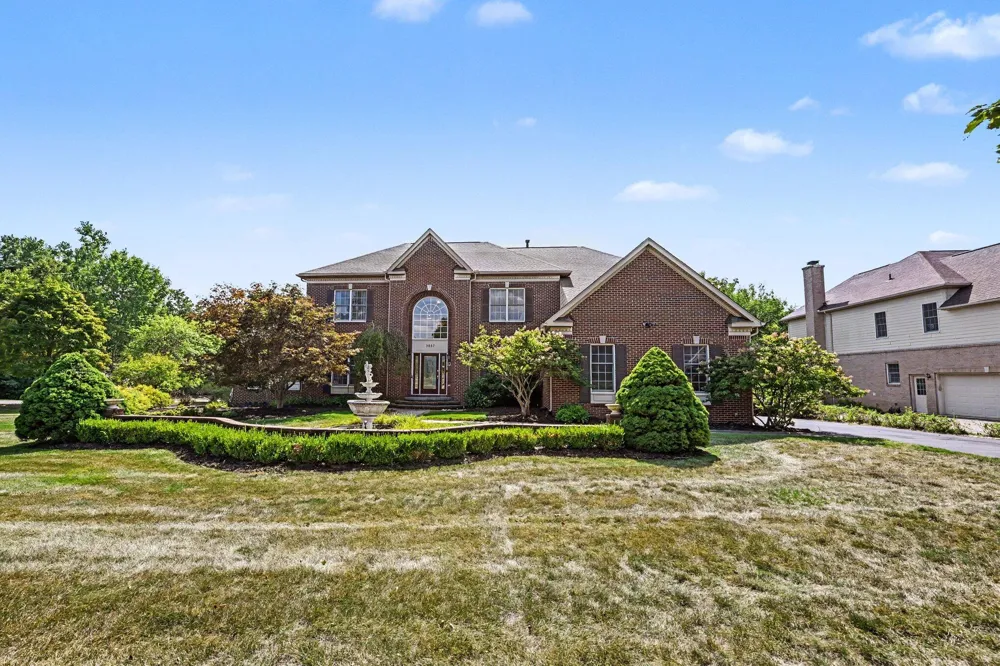 3037 Walnut Ridge Drive Ann Arbor, MI 48103