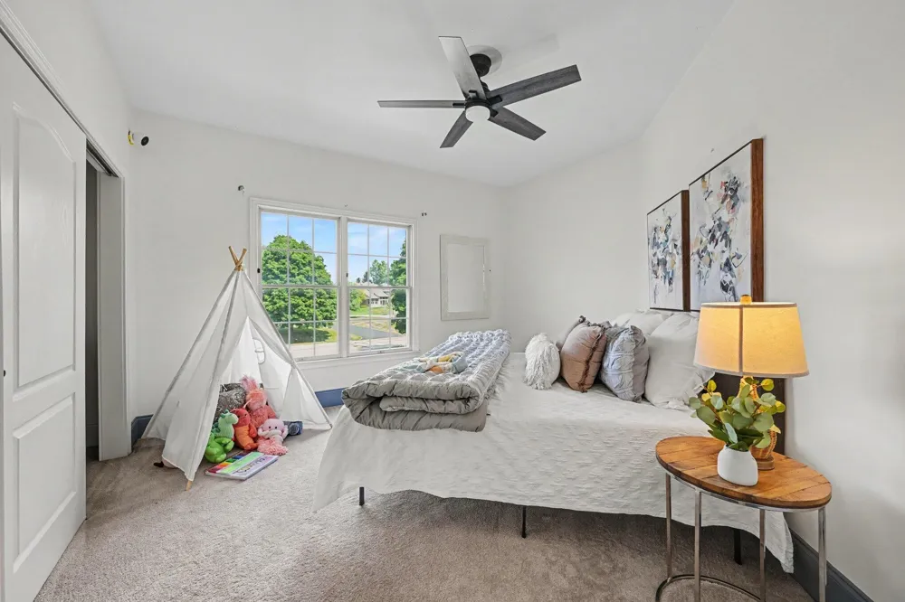3037 Walnut Ridge Drive Ann Arbor, MI 48103